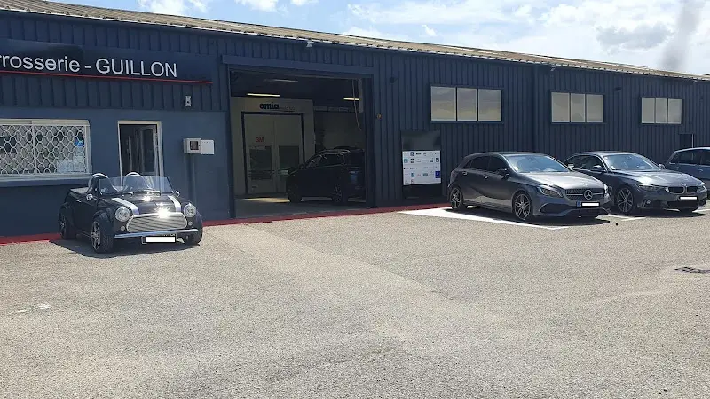 Photo publiée sur la fiche Google de Carrosserie Guillon, Salaise-sur-Sanne