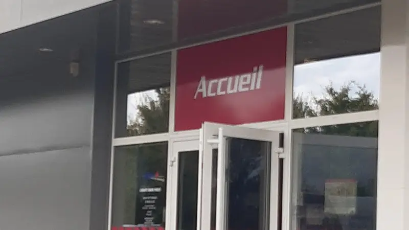 Photo publiée sur la fiche Google de France Pare-Brise - Chez Profil Plus, Châteaulin