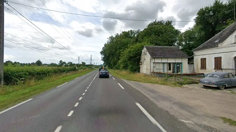 Vue de la rue devant Restor'auto, Saumont-la-Poterie