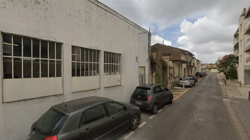 Vue de la rue devant GARAGE PREMIER - REPAR'AUTO DISCOUNT, Lunel