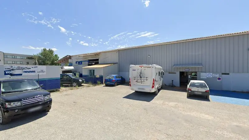 Vue de la rue devant installations GPL et entretien moteur GPL, Venelles