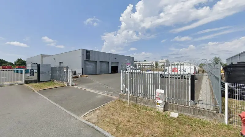 Vue de la rue devant ETOILE PRO THOUARÉ-SUR-LOIRE - Mercedes Benz, Nantes