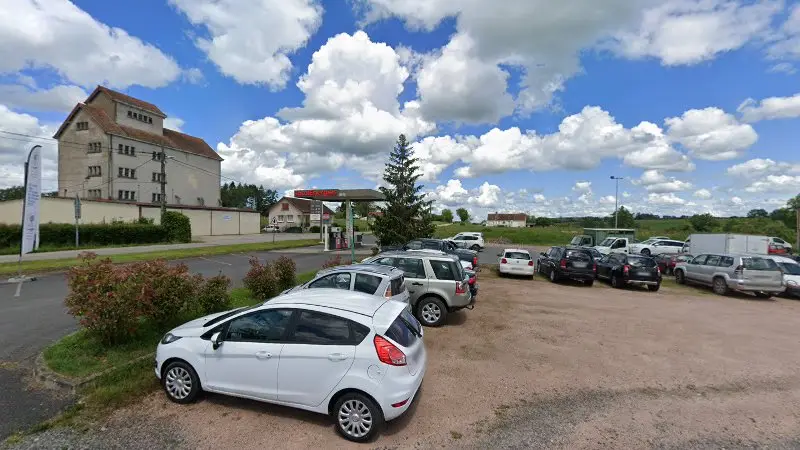 Vue de la rue devant AUTOPRIMO - LM Autos, Lucenay-lès-Aix