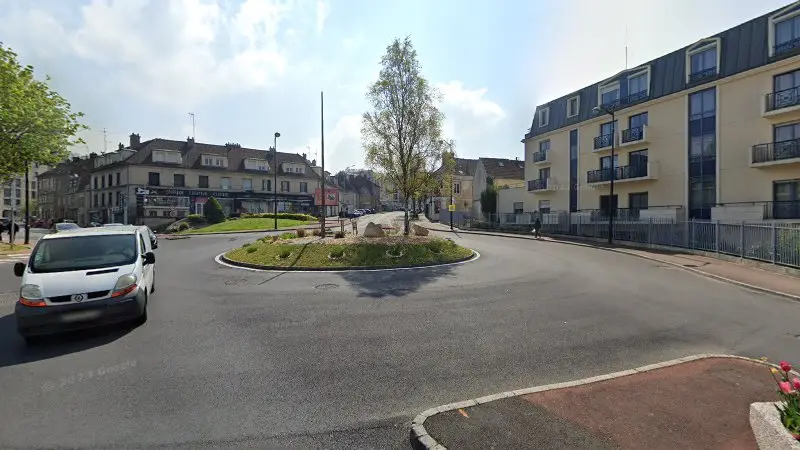 Vue de la rue devant Suppression adblue fap EGR, Nogent-sur-Oise