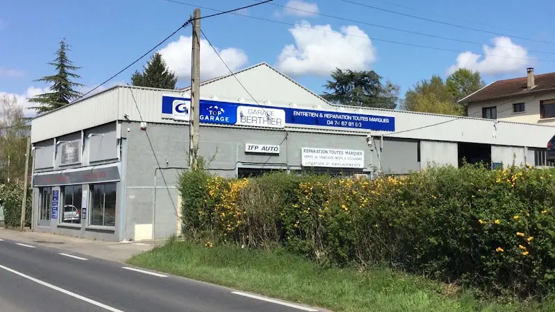 Photo publiée sur la fiche Google de TOP GARAGE - GARAGE BERTHIER, Fareins