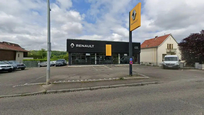 Vue de la rue devant GARAGE MAURICE BRUNSTATT - Renault - Service, Brunstatt-Didenheim