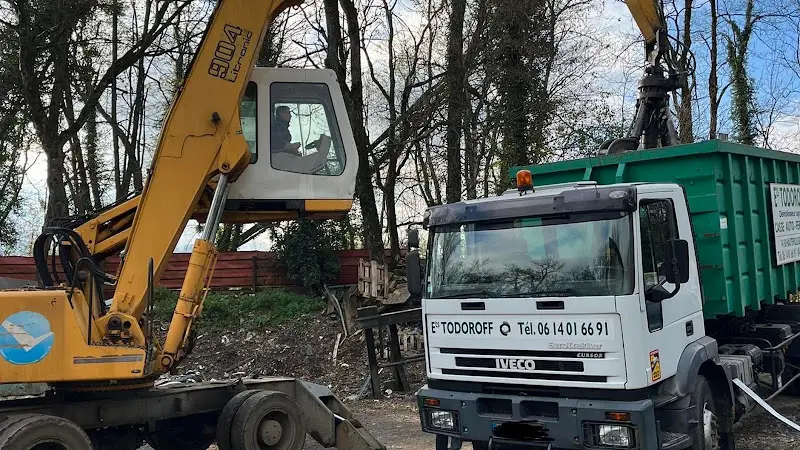 Photo publiée sur la fiche Google de Sarl Todoroff Et Fils, Hauteville-sur-Fier