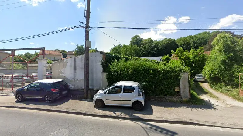 Vue de la rue devant Autoprimo - MV AUTOS, Sainte-Menehould