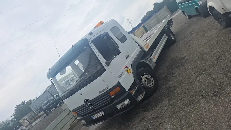 Photo publiée sur la fiche Google de Arpaci Auto Dépannage & rachat véhicule, Saint-Siméon-de-Bressieux