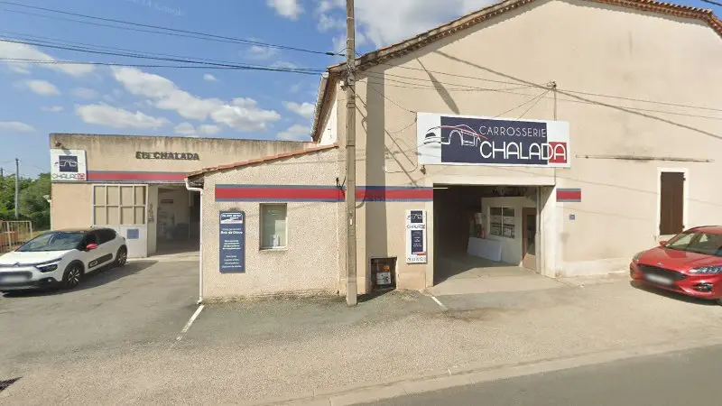 Vue de la rue devant Sarl Carrosserie CHALADA, Bias