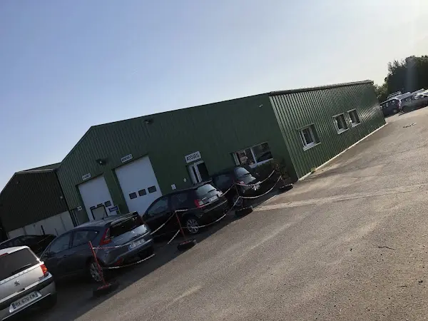 Photo publiée sur la fiche Google de Auto Pieces 14