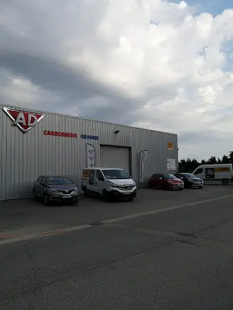 Photo publiée sur la fiche Google de Carrosserie Grange, Saint-Vincent-de-Boisset