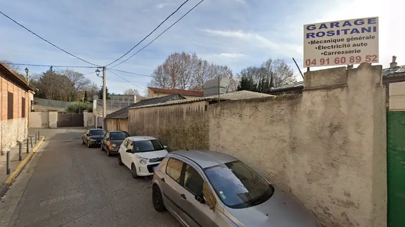 Vue de la rue devant Garage Rositani Antoine, Marseille