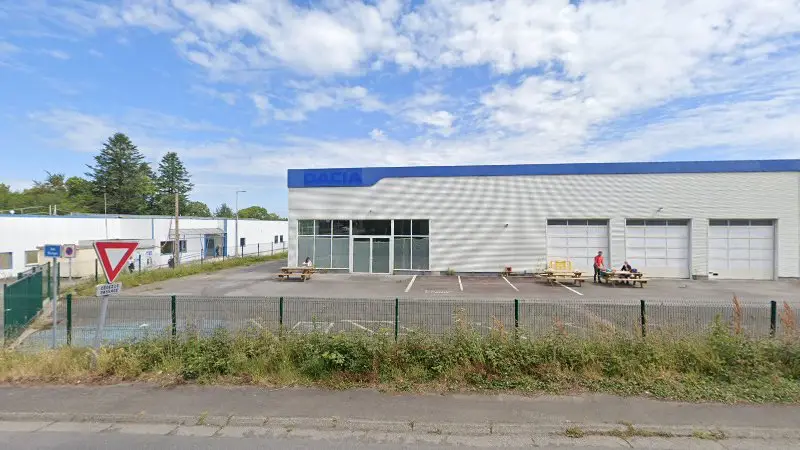 Vue de la rue devant DACIA QUIMPER - BODEMERAUTO service, Quimper