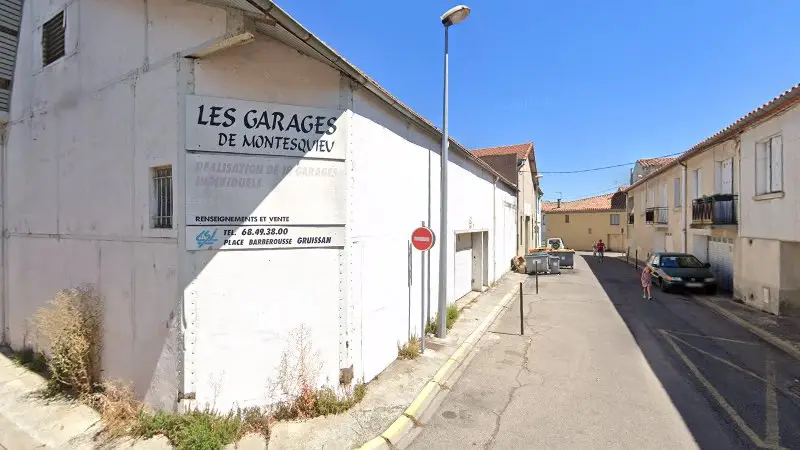 Vue de la rue devant Les Garages De Montesqviev, Carcassonne