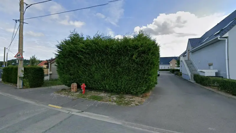 Vue de la rue devant AU GARAGE D'ABEL ET ETHAN, Saint-Georges-sur-l'Aa