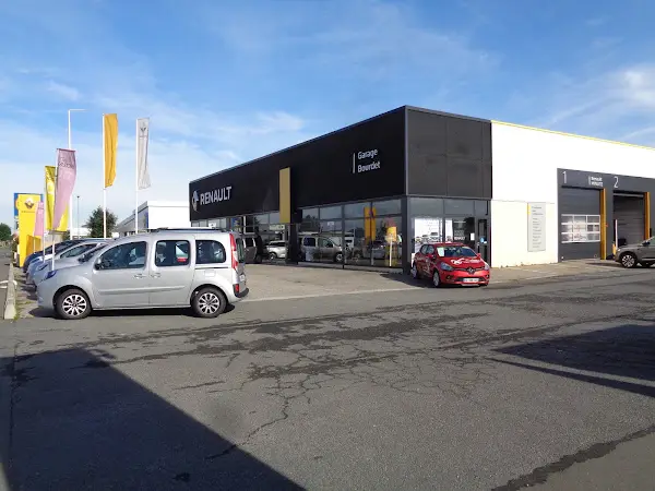 Photo publiée sur la fiche Google de Renault/Dacia- Garage Bourdet, Carentan-les-Marais