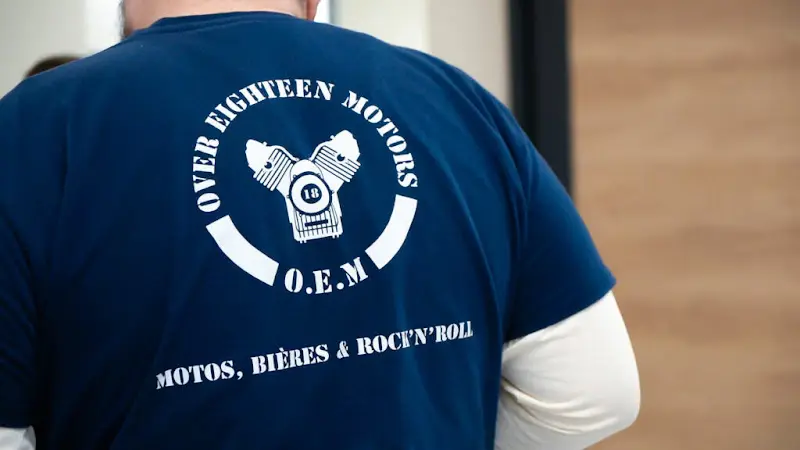 Photo publiée sur la fiche Google de Over Eighteen Motors, Saint-Symphorien-d'Ozon