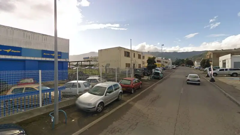Vue de la rue devant Carrosserie Grimaldi J.D, Bastia