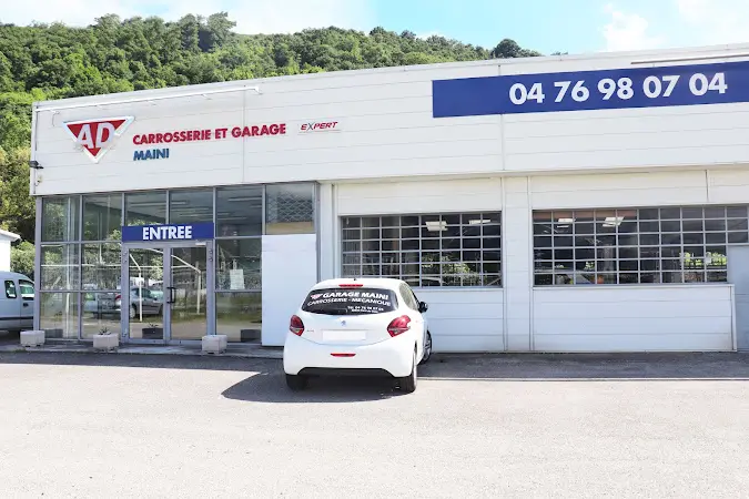 Photo publiée sur la fiche Google de Carrosserie et Garage Expert MAINI, Champagnier