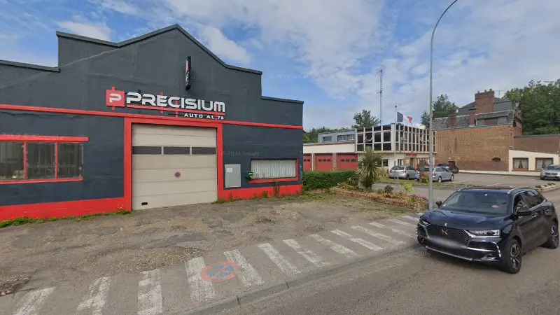 Vue de la rue devant Garage tassel cany barville, Cany-Barville
