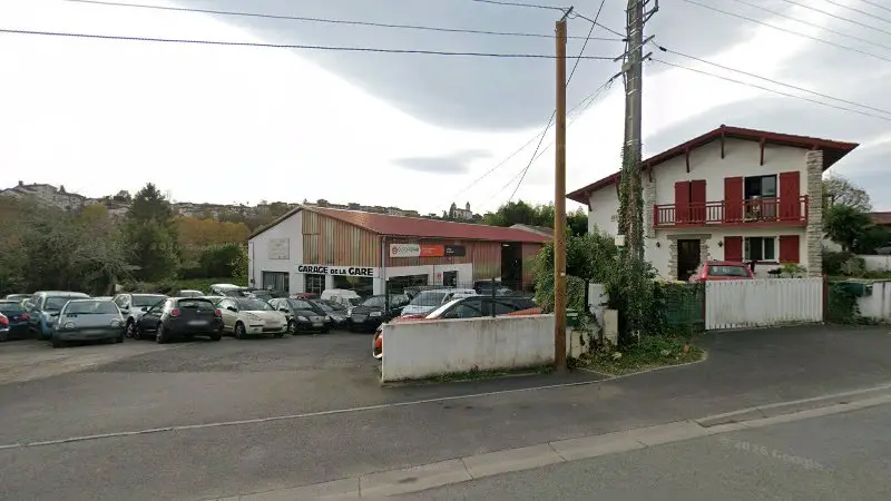 Vue de la rue devant Euro Repar Car Service, Cambo-les-Bains