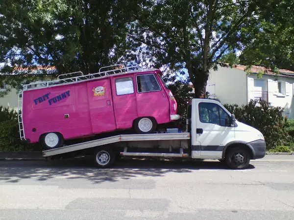 Photo publiée sur la fiche Google de Guiet recyclage : Rachat voiture Nantes et Enlèvement d'épaves, Château-Thébaud