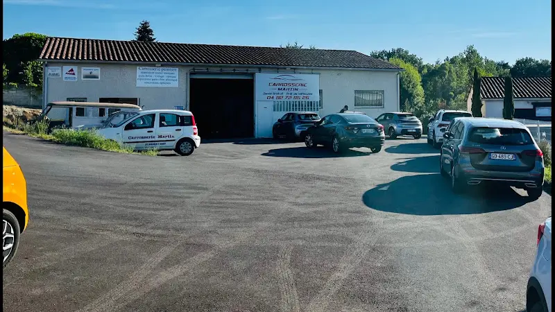 Photo publiée sur la fiche Google de Carrosserie Martin, Pierrevert