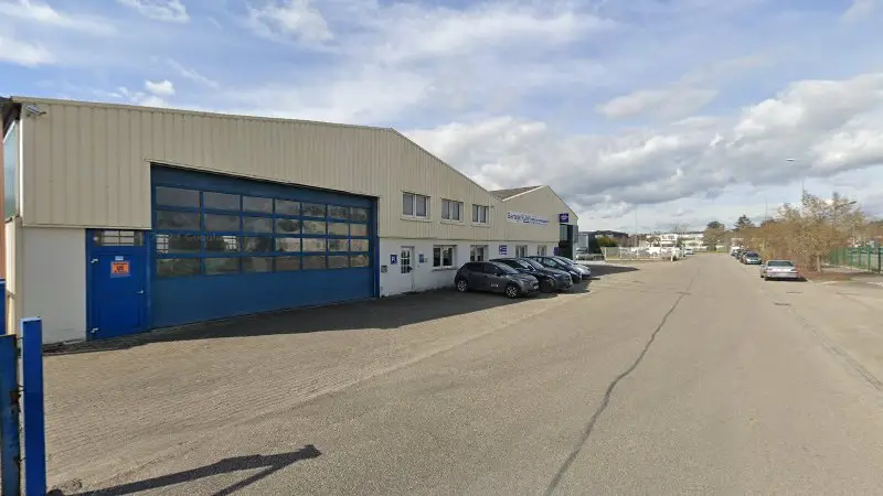 Vue de la rue devant Garage Kuhn Michel SAS, Haguenau