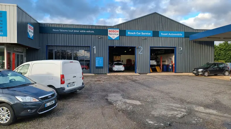 Photo publiée sur la fiche Google de Touet Automobile - Bosch Car Service, La Chartre-sur-le-Loir