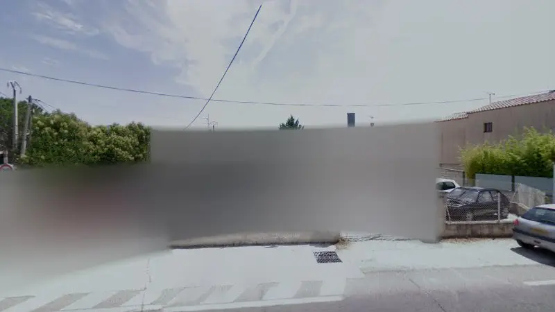 Vue de la rue devant Carrosserie Balletti, Aubagne