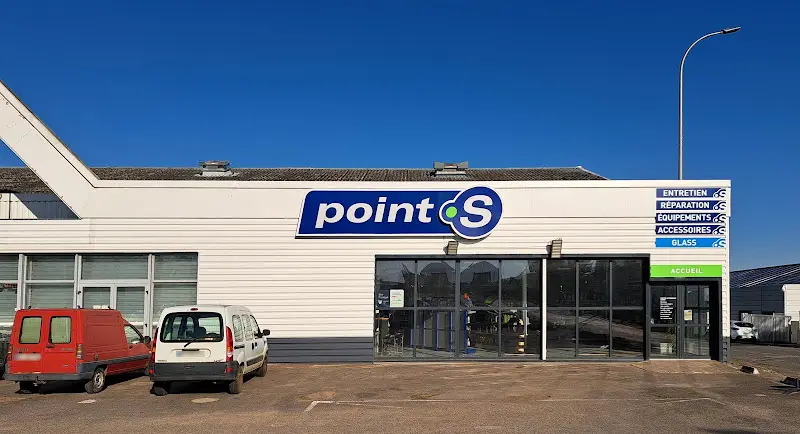 Photo publiée sur la fiche Google de Point S - Cosne Cours sur Loire (Centre Auto Gien), Cosne-Cours-sur-Loire