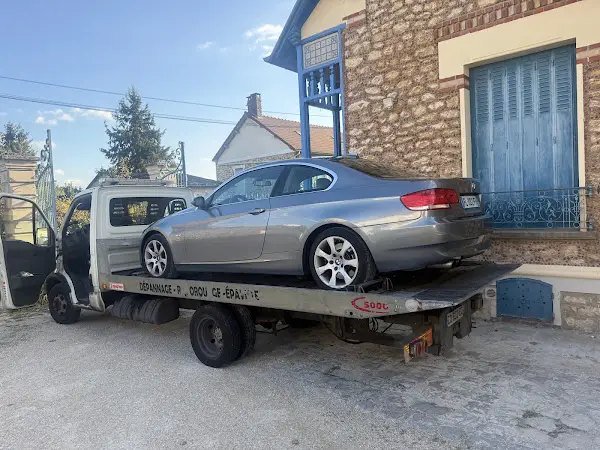 Photo publiée sur la fiche Google de Rapid dépannage auto, Les Clayes-sous-Bois