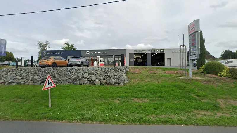 Vue de la rue devant DS SERVICE STE-SEVERE-SUR-INDRE, Sainte-Sévère-sur-Indre