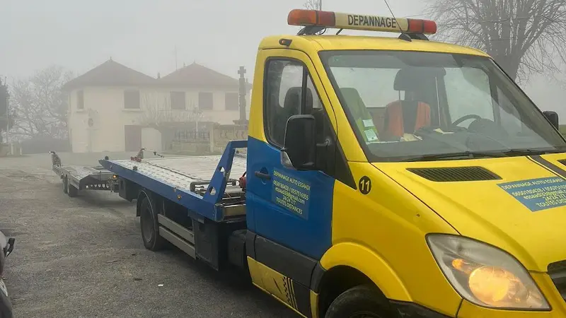 Photo publiée sur la fiche Google de Dépannage auto Essaadi, Arveyres