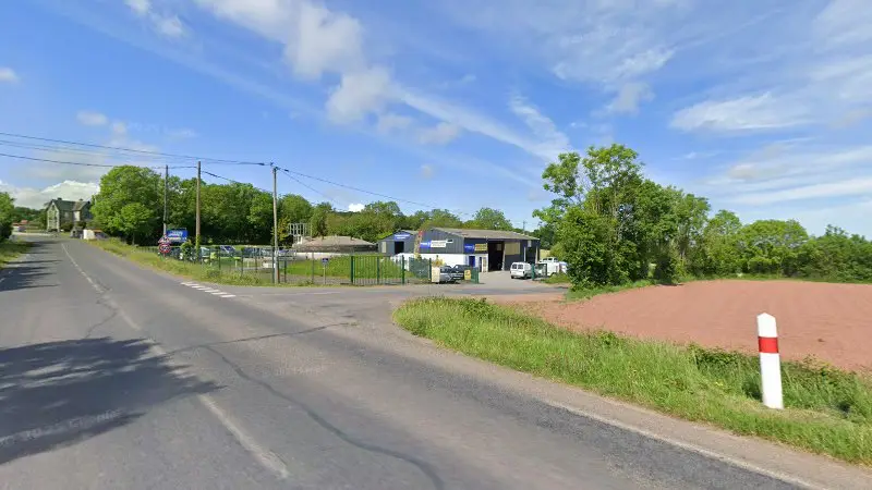 Vue de la rue devant GARAGE PREMIER - GARAGE JAMET, Souleuvre en Bocage
