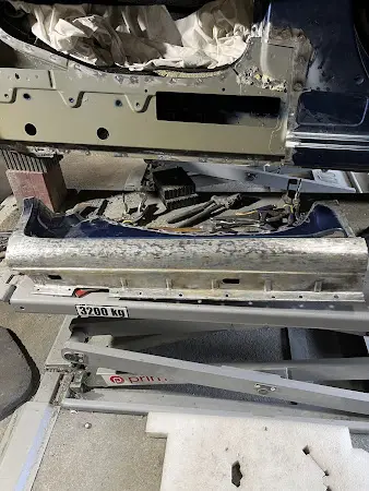 Photo publiée sur la fiche Google de Carrosserie Masseau, Pruillé-l'Éguillé