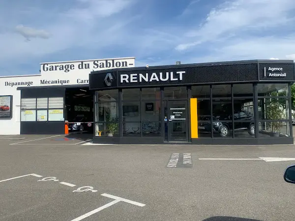 Photo publiée sur la fiche Google de GARAGE DU SABLON - Agent Renault Grigny-sur-Rhône, Grigny