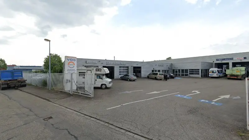 Vue de la rue devant Garage Carrosserie de l'Etoile, Sélestat