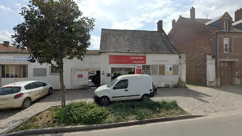 Vue de la rue devant L'entretien Prev'Auto, Crécy-sur-Serre