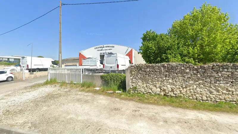 Vue de la rue devant Garage Mobilcenter, Bassens