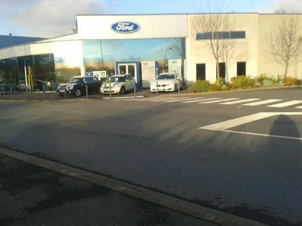 Photo publiée sur la fiche Google de FORD Garage Du Moulin (GDM RACING), Grigny