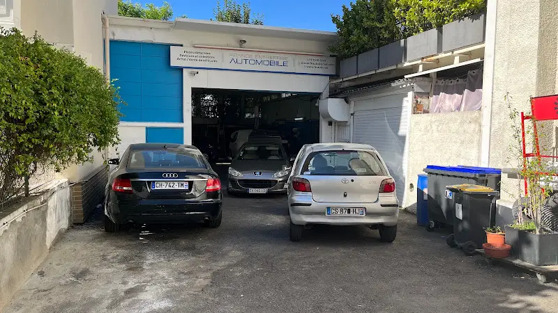 Photo publiée sur la fiche Google de GARAGE FRANCE ENTREPRISE AUTO, Bois-Colombes