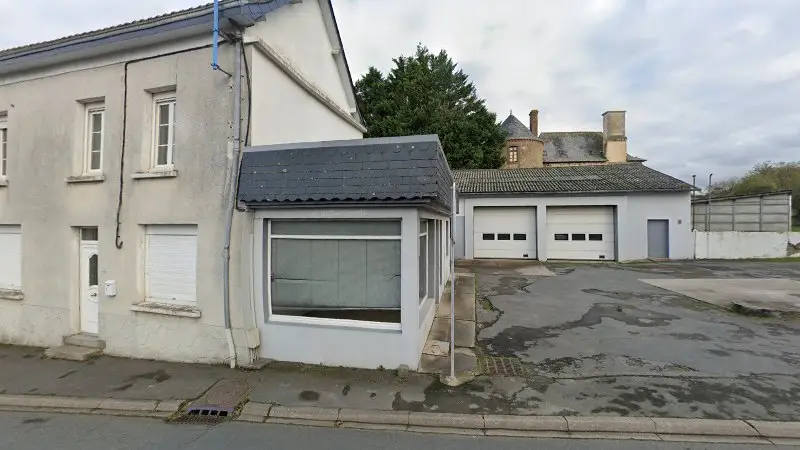 Vue de la rue devant Garage AD Expert, Villiers-Charlemagne