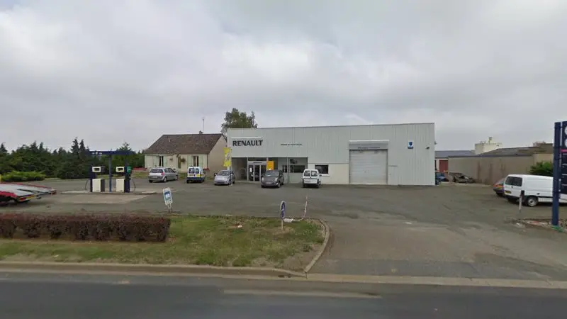 Vue de la rue devant autorestor RE SarllraGarage du Champ BS, Orgères-en-Beauce