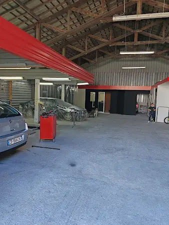 Photo publiée sur la fiche Google de NEL Carrosserie, Trélissac