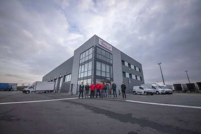 Photo publiée sur la fiche Google de Trouillet Services Lille – PL et Utilitaires : Réparation, Entretien, Peinture, Carrosserie, Location Utilitaires et Semi, Carvin